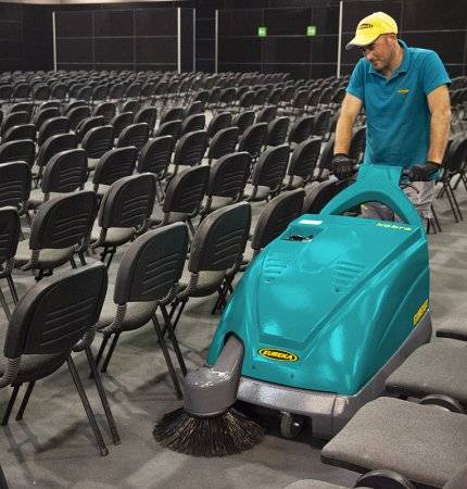 Balayeuse batterie ou thermique KOBRA à Aix-en-Provence