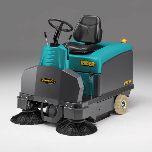 Balayeuse autoportée RIDER 1201 à Marignane