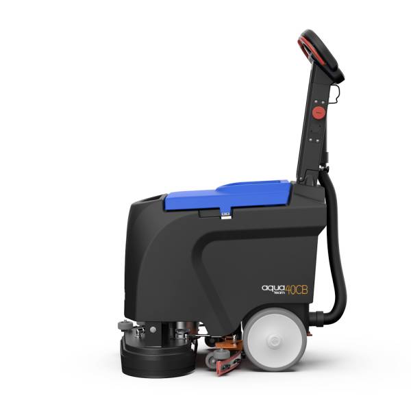 Autolaveuse autotractee AQUATEAM 40 CB à Vitrolles