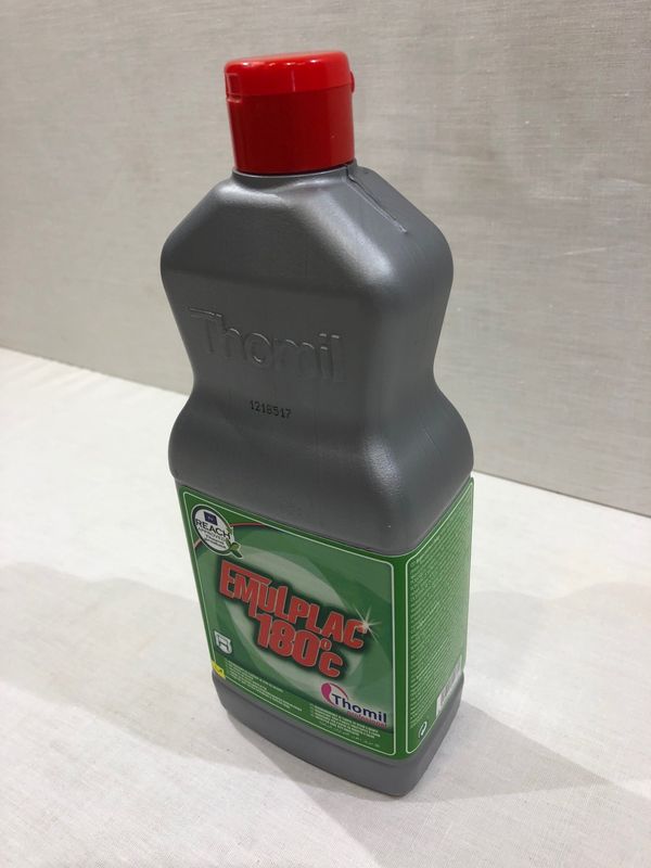 Produit de nettoyage spécial plancha : Emulplac 180° - THOMIL