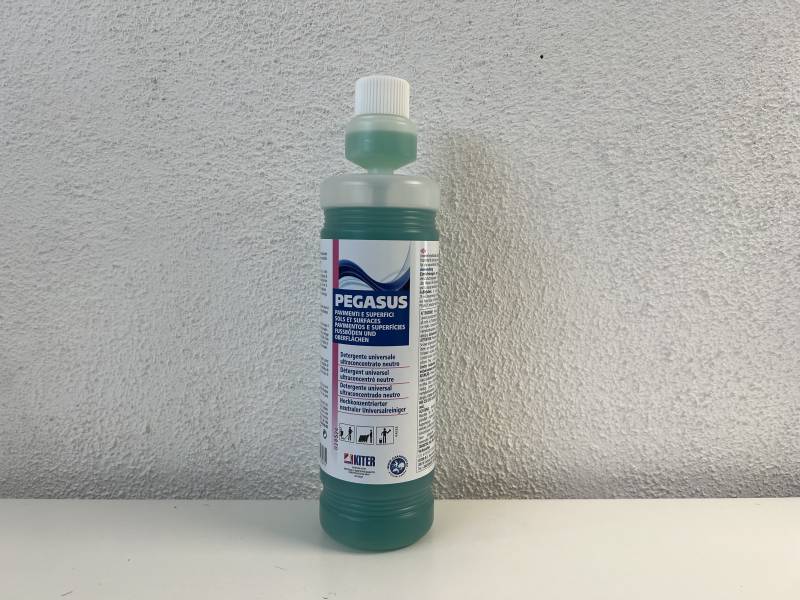 Nettoyant dégraissant sols et surfaces PEGASUS à Marseille